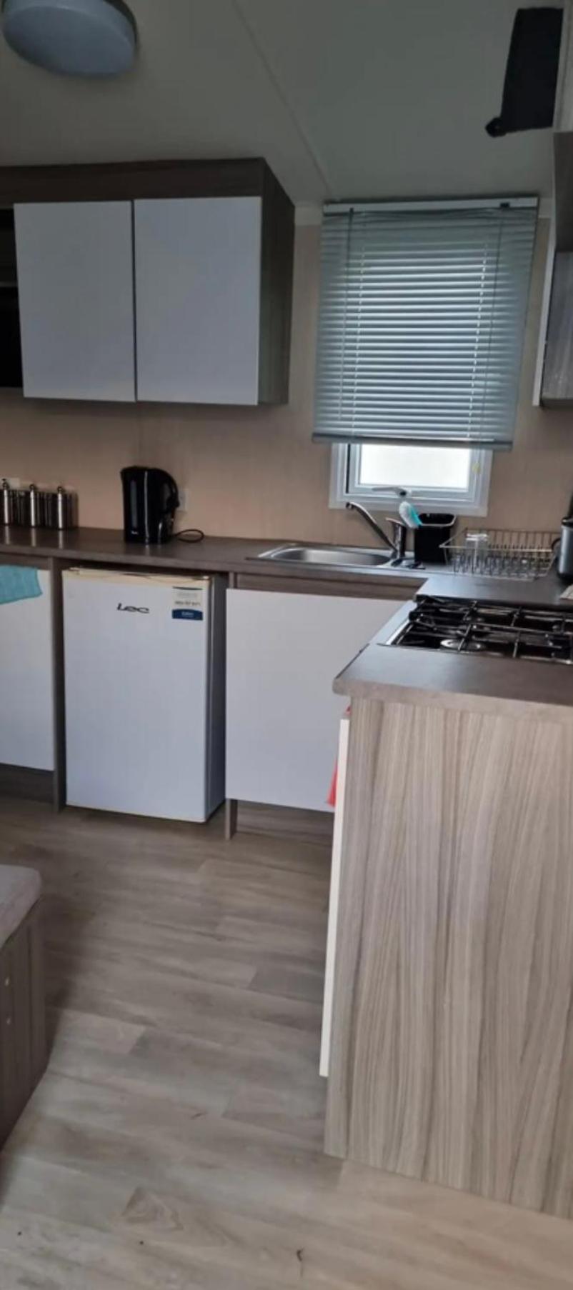 Lido Beach Caravan Prestatyn Ngoại thất bức ảnh